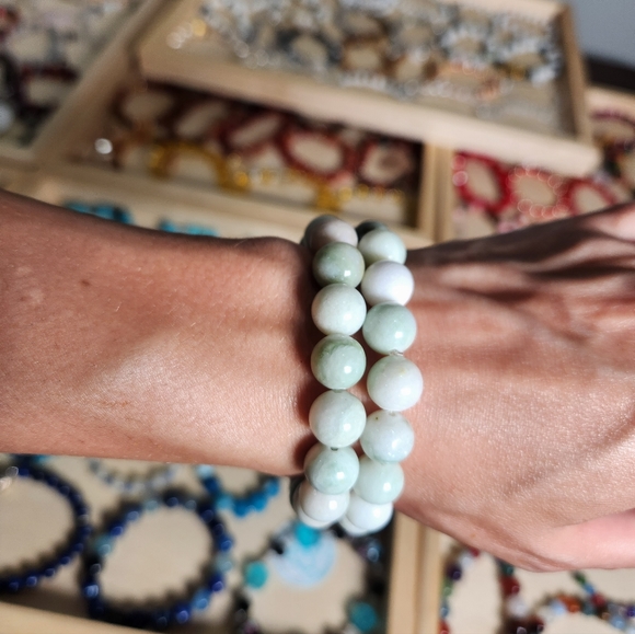 Natural Jade, Grade A, beaded bracelet - Picture 4 of 4